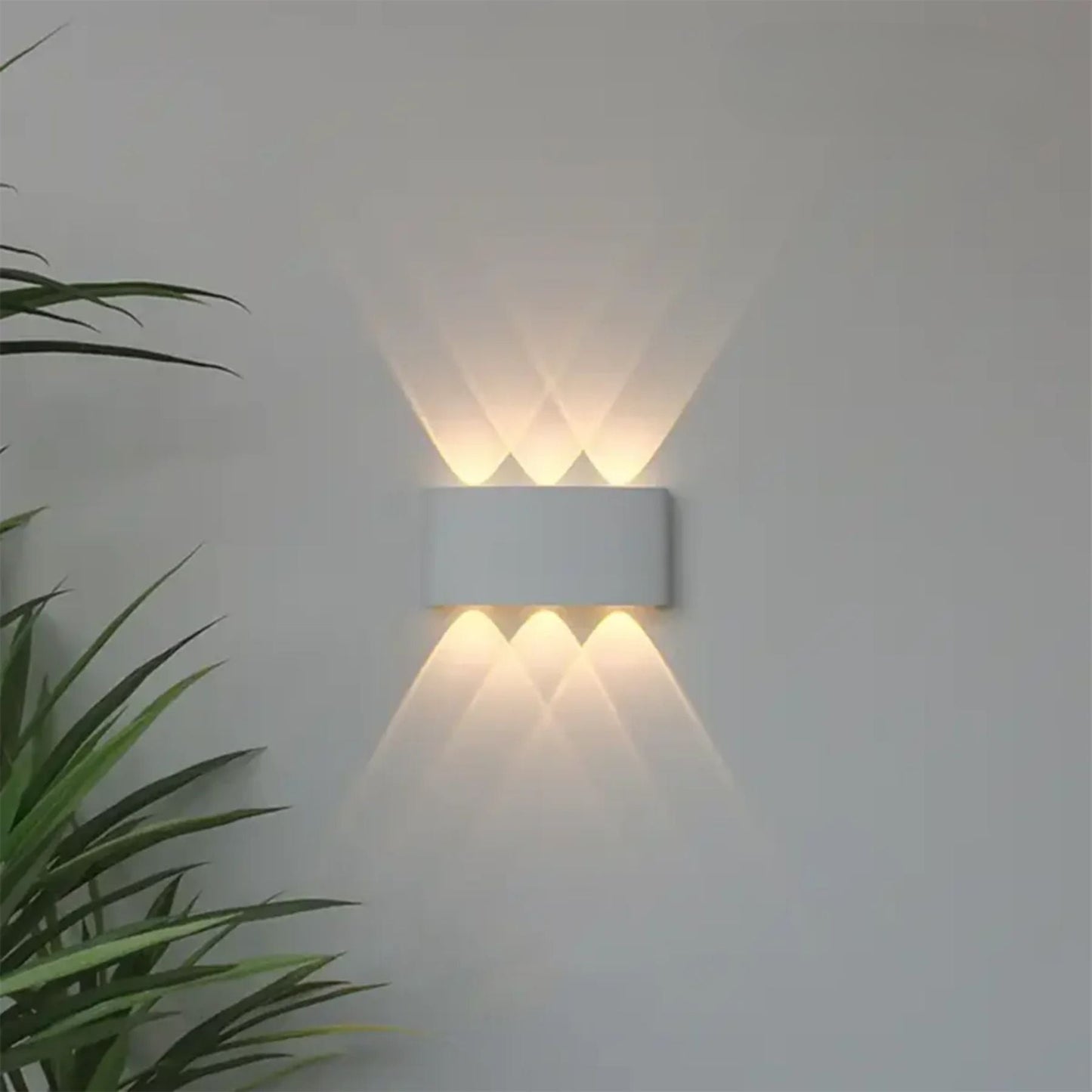 Luma LED Wandlamp | Modern Design, IP65 Waterbestendig